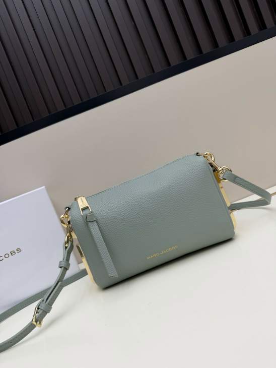 Picture of Marc Jacobs Handbags _SKUfw238076120fw